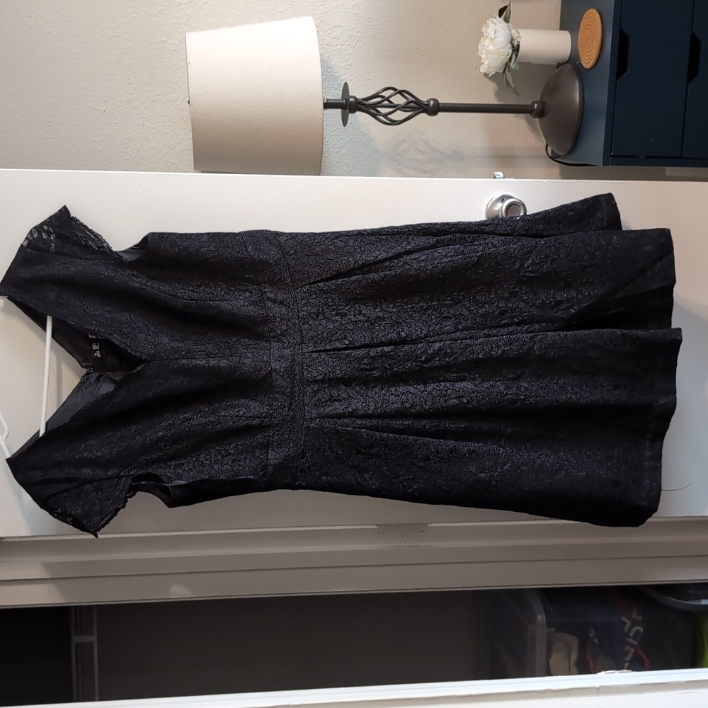 Leslie Fay Black Dress
